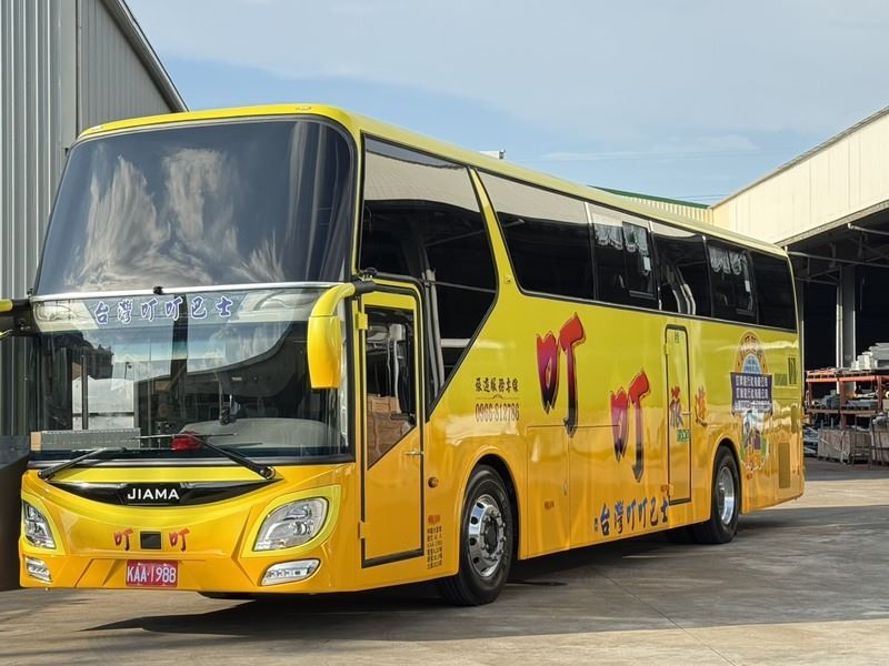 中巴包車旅遊車輛