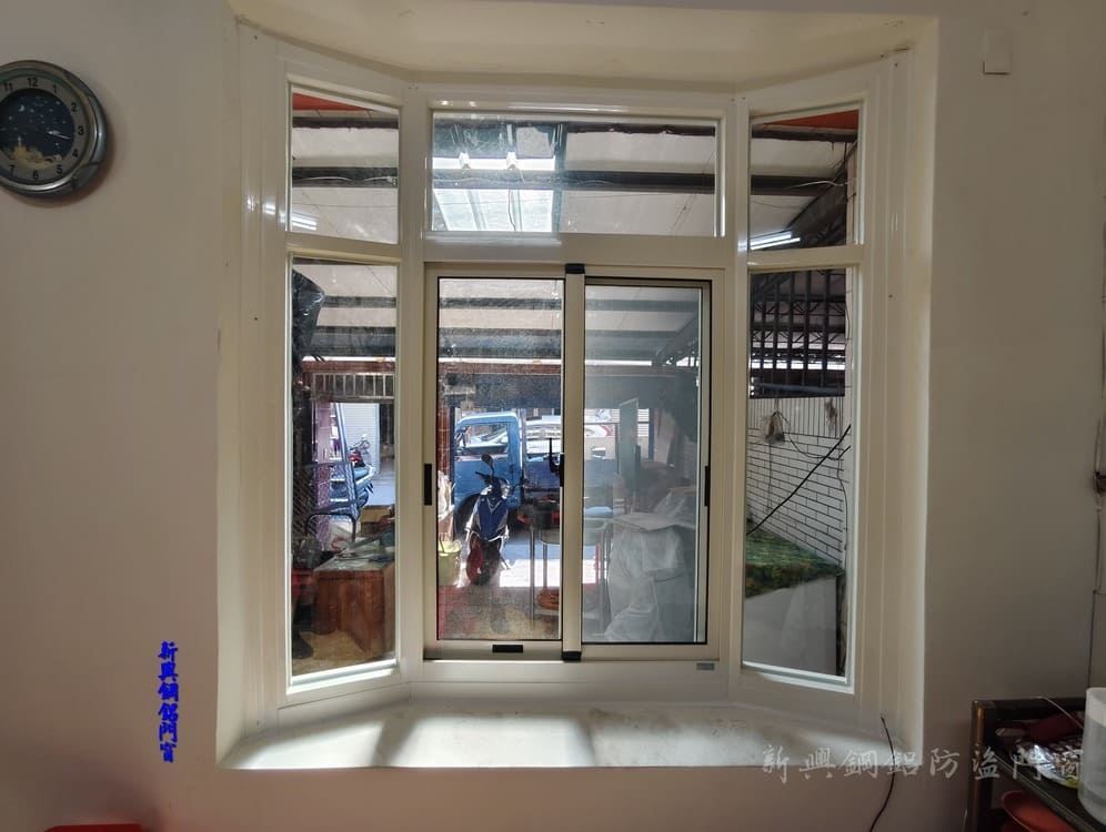 防盜窗施工畫面